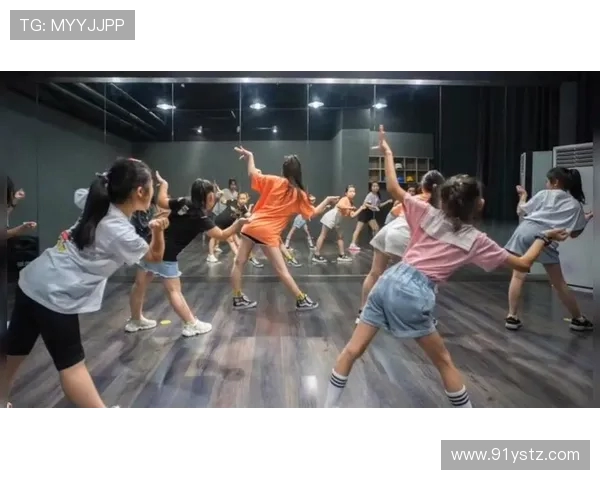 深圳街舞队的热情与梦想：深入探讨街舞文化的魅力与发展